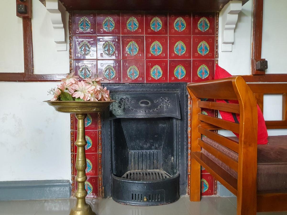 Ruchi House Hotel Nuwara Eliya Ngoại thất bức ảnh
