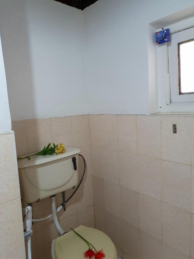 Ruchi House Hotel Nuwara Eliya Ngoại thất bức ảnh