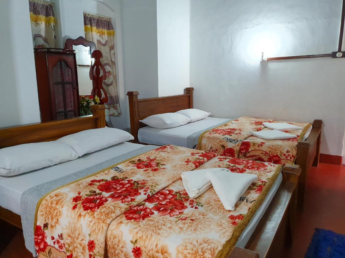 Ruchi House Hotel Nuwara Eliya Ngoại thất bức ảnh
