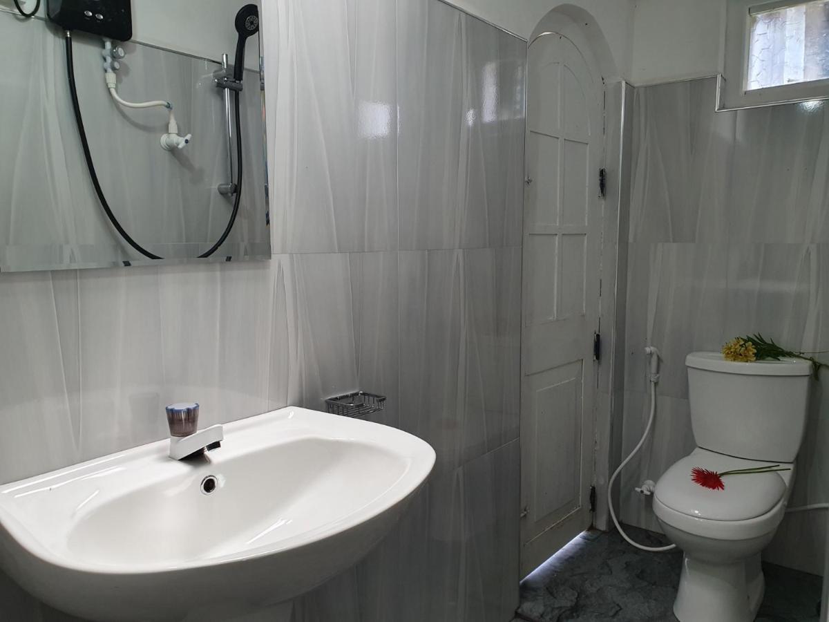 Ruchi House Hotel Nuwara Eliya Ngoại thất bức ảnh